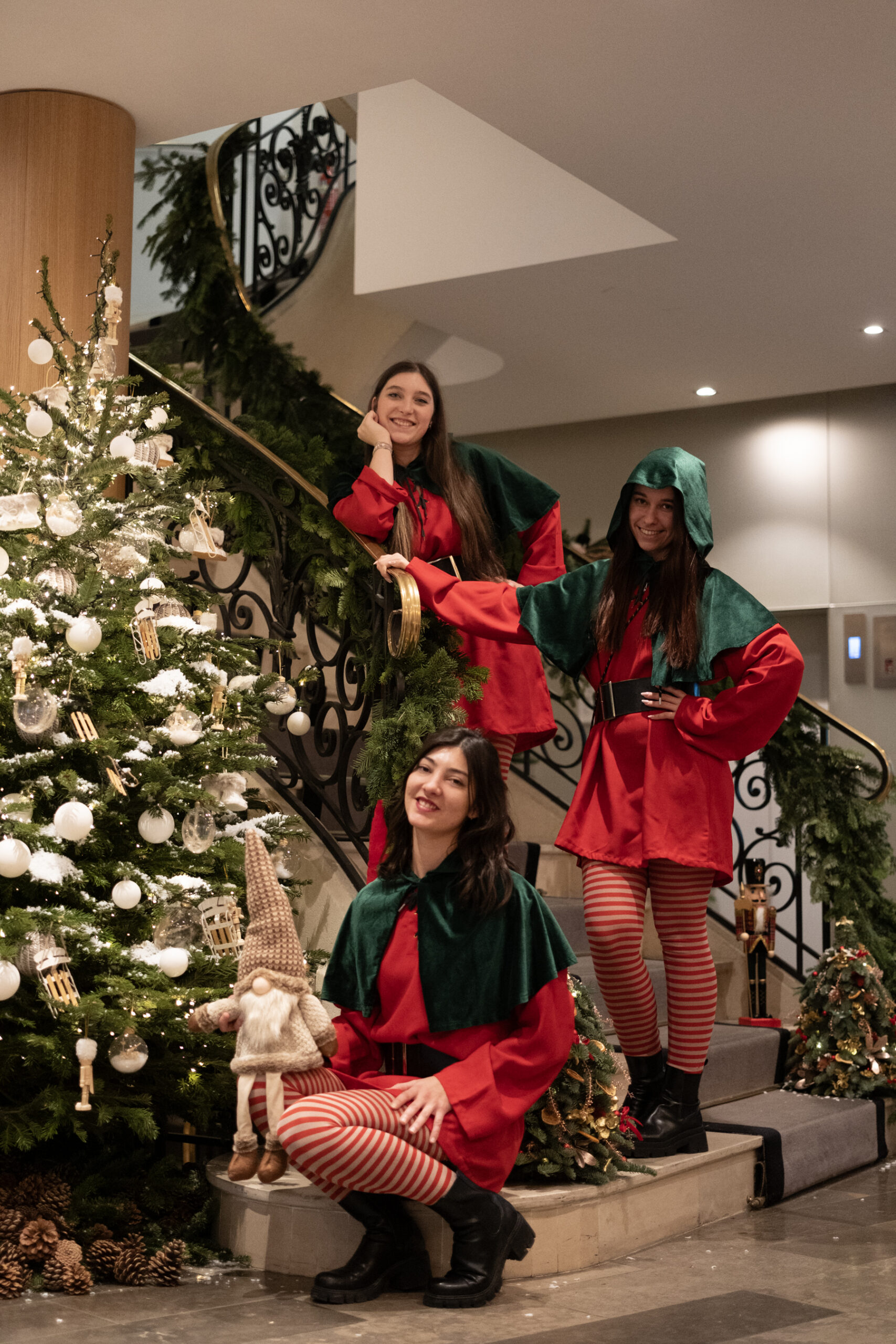 Animatrice lors d'une fête de Noël en entreprise