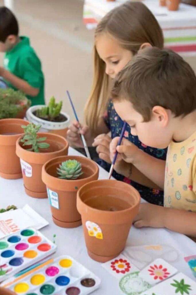 peinture sur pot en céramique